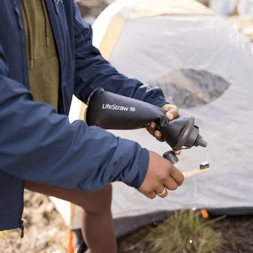 LifeStraw Peak Squeeze Bottle With Filter- 1L 9 LifeStraw Peak Squeeze Bottle With Filter- 1L - Image 7