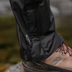 Outdoor Research Helium Waterproof Womens Pant -Outdoor Sport Store OutdoorResearch HeliumRainPant 01